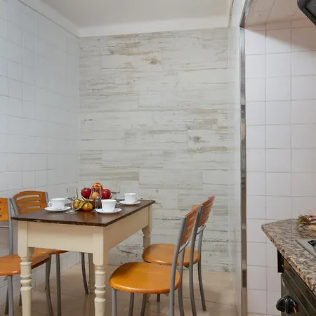 Townhouse Bregat 波连斯萨