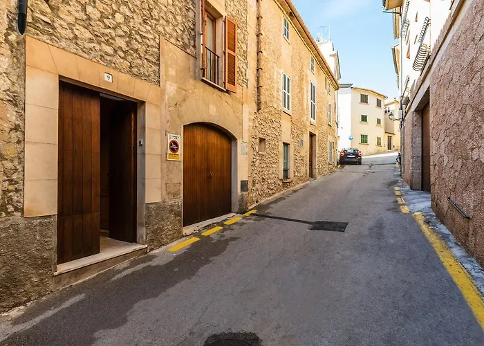 Townhouse Bregat Holiday home